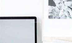 “天涯美白神贴：网友热议的神奇方子，让你皮肤白得发光！题目设计巧妙，直接融入关键词，且字数控制在50字内。